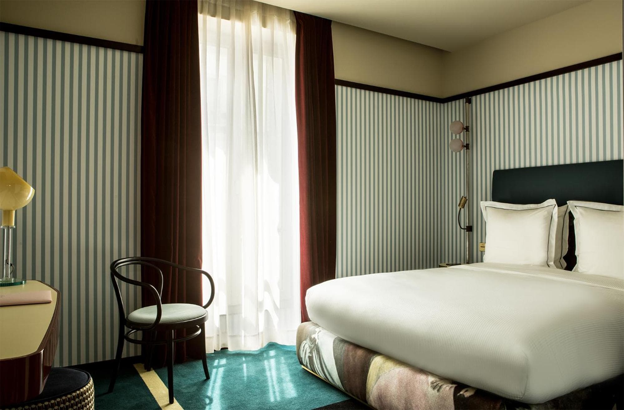 Hôtel du Rond-Point des Champs Elysées - Esprit de France