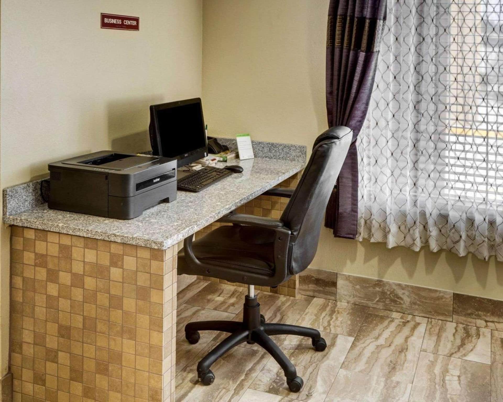 Quality Suites Baton Rouge East - Denham Springs