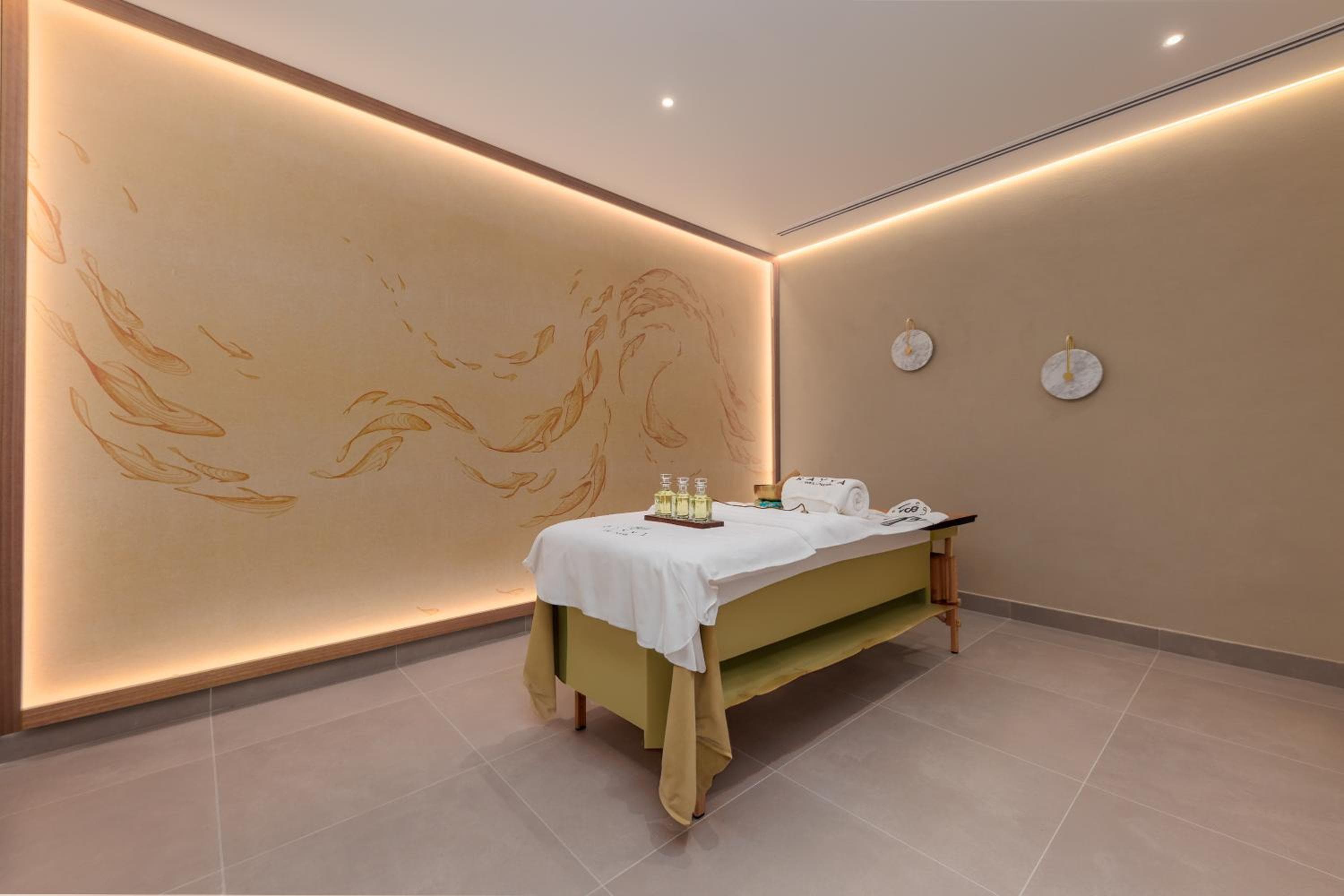 Holiday Inn Dubai Village Circle