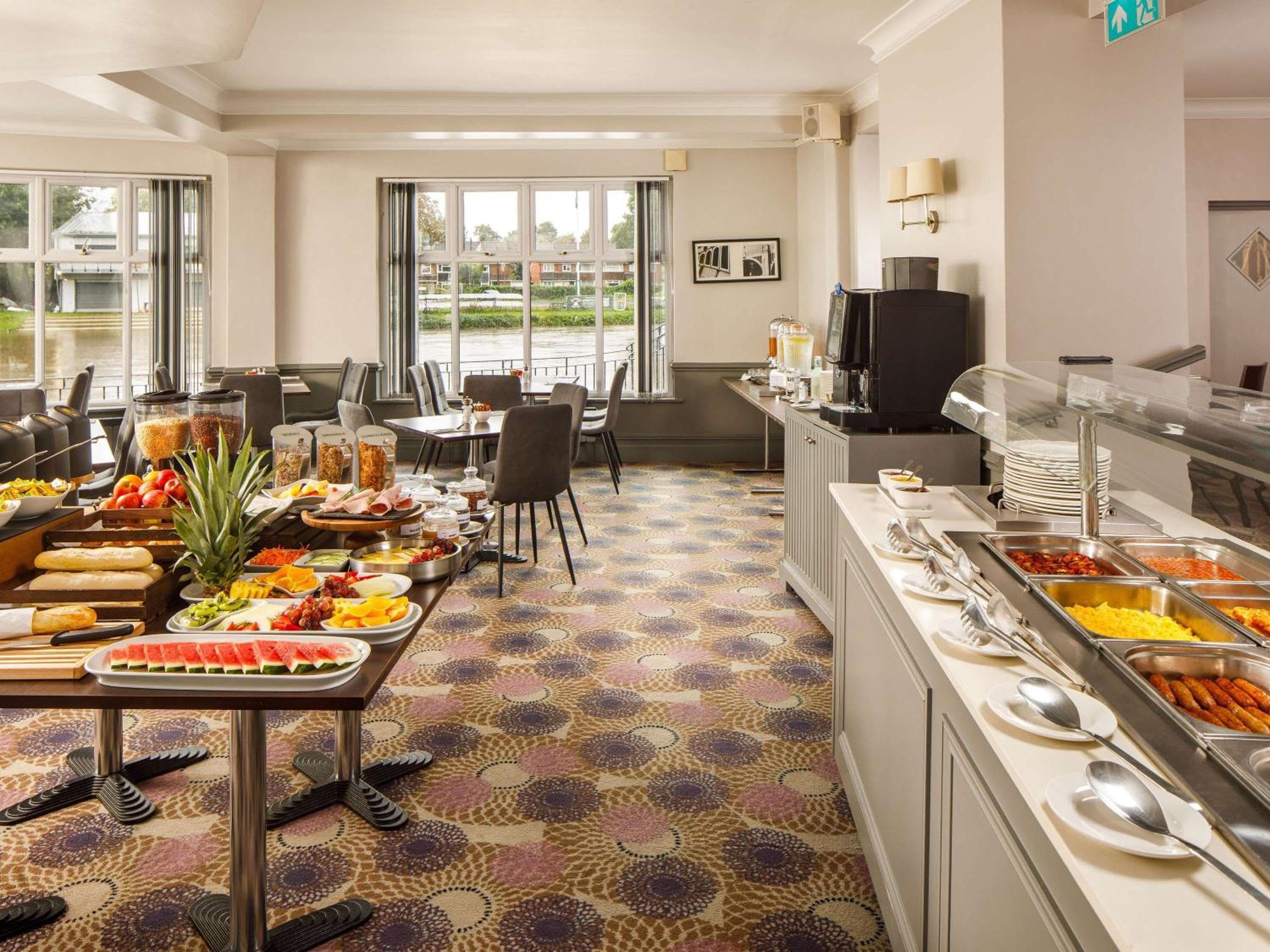 Sunday London Staines-upon-Thames Heathrow T5