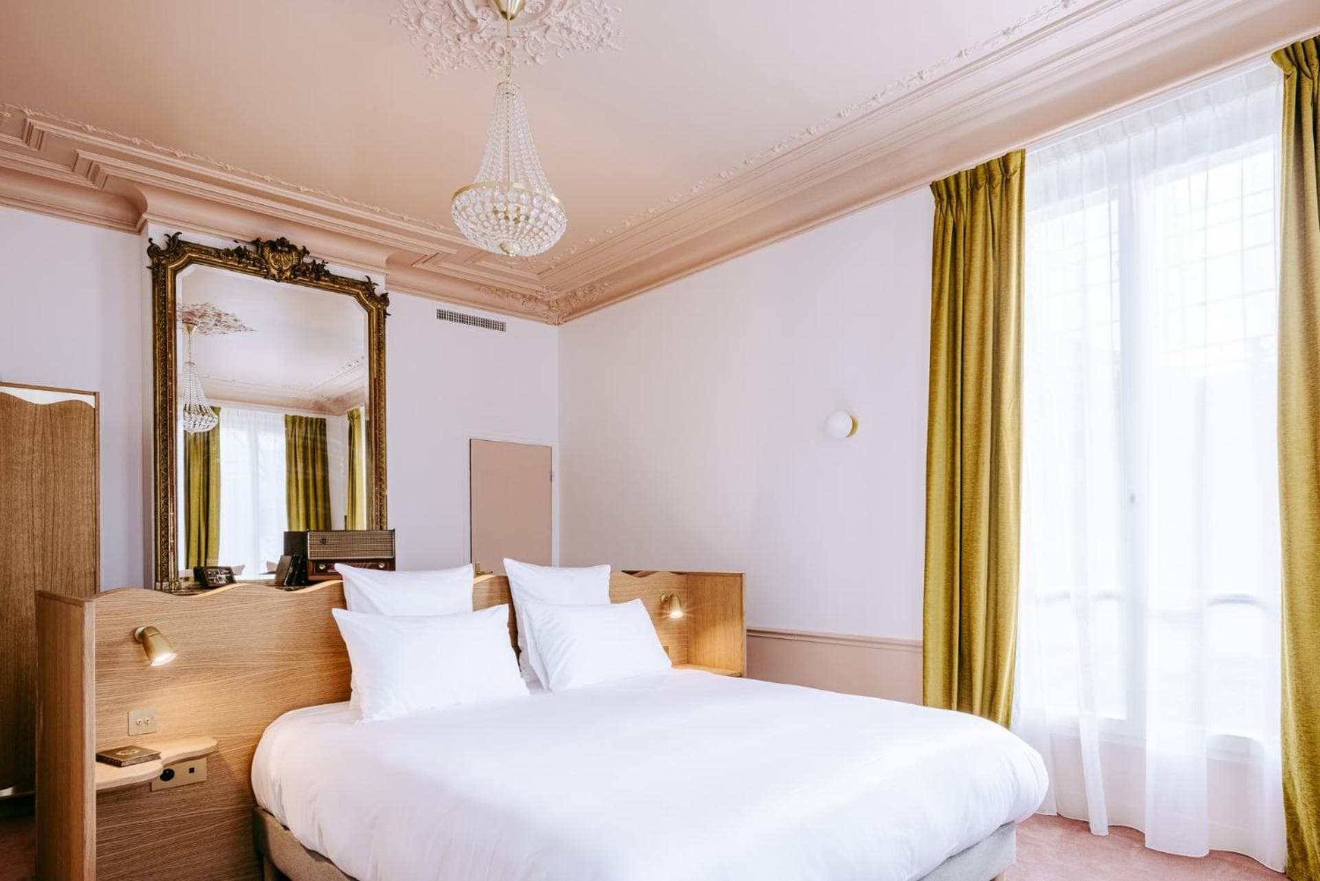 Le Charmant Hôtel