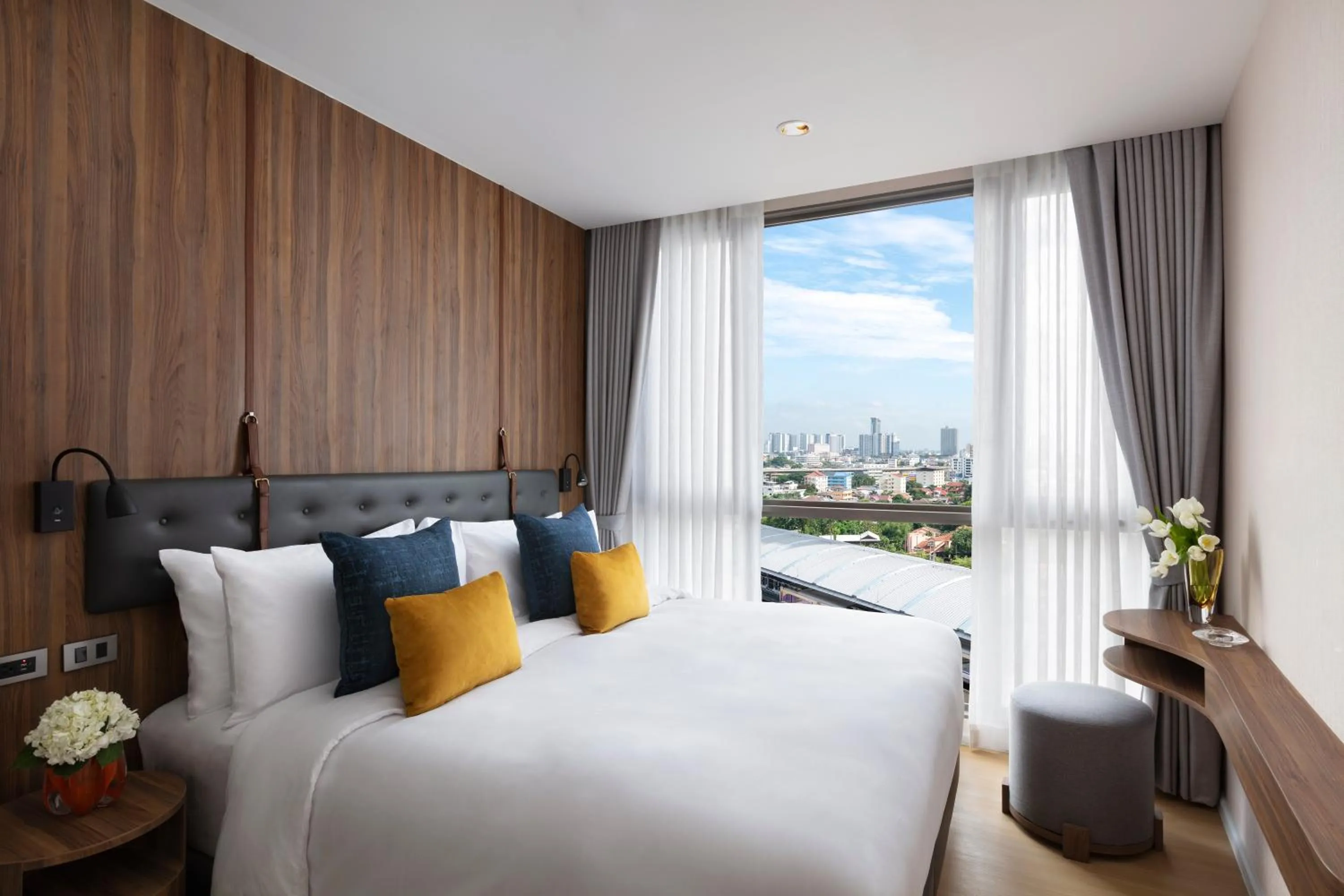 Oakwood Suites Tiwanon Bangkok