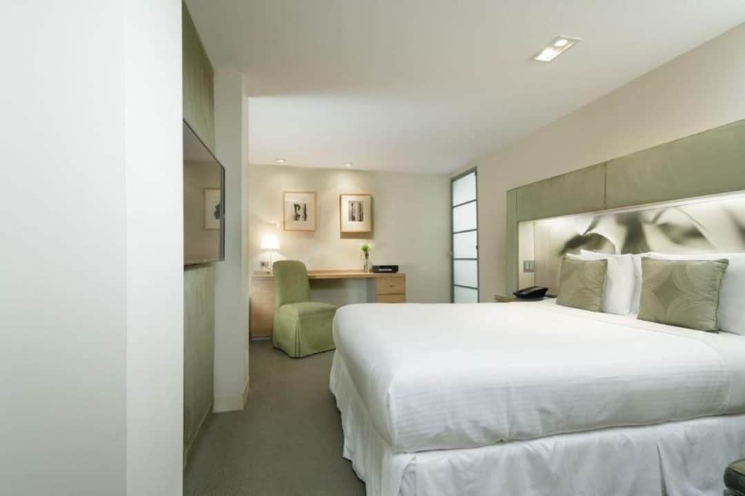 Shoreham Hotel
