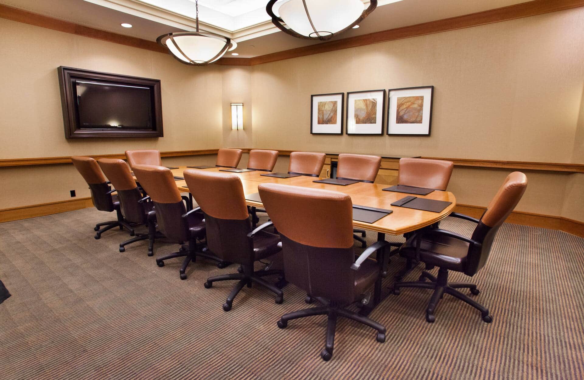 Hilton Suites Chicago/Oakbrook Terrace