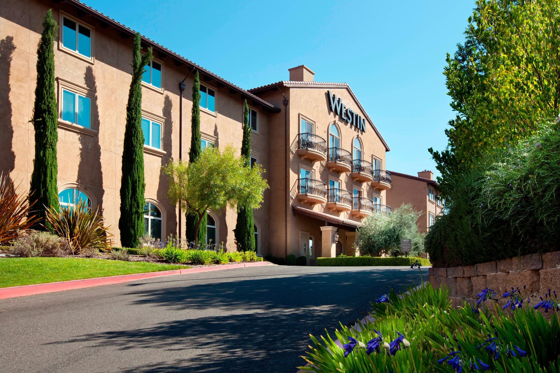 The Westin Sacramento Riverfront Hotel & Spa