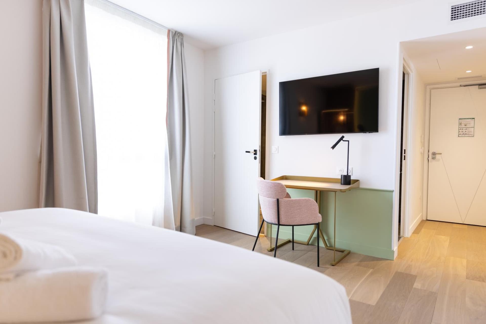 Kyriad Prestige Paris Asnieres