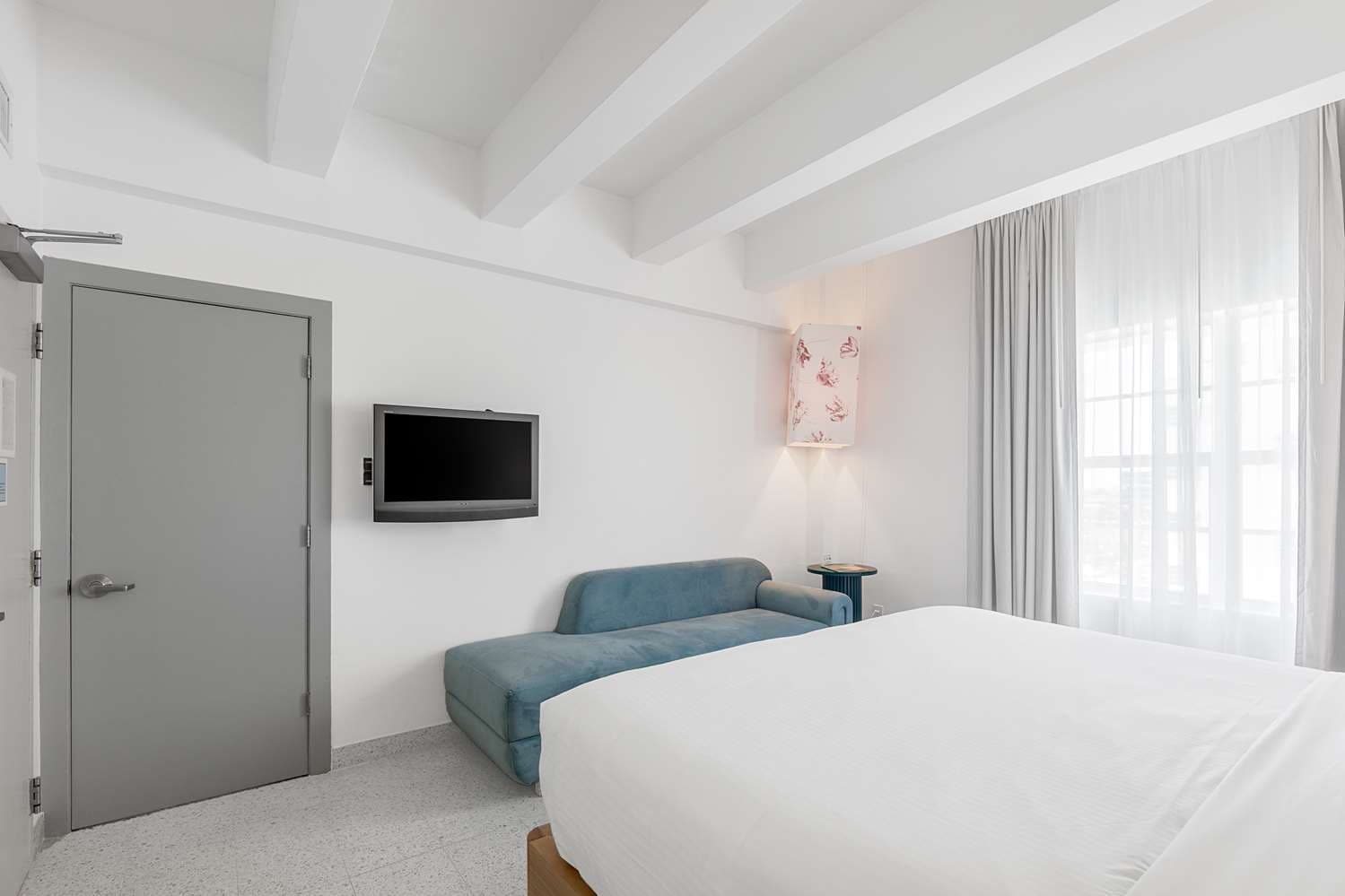 The Townhouse Hotel