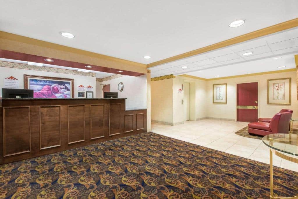 Lancaster Suites