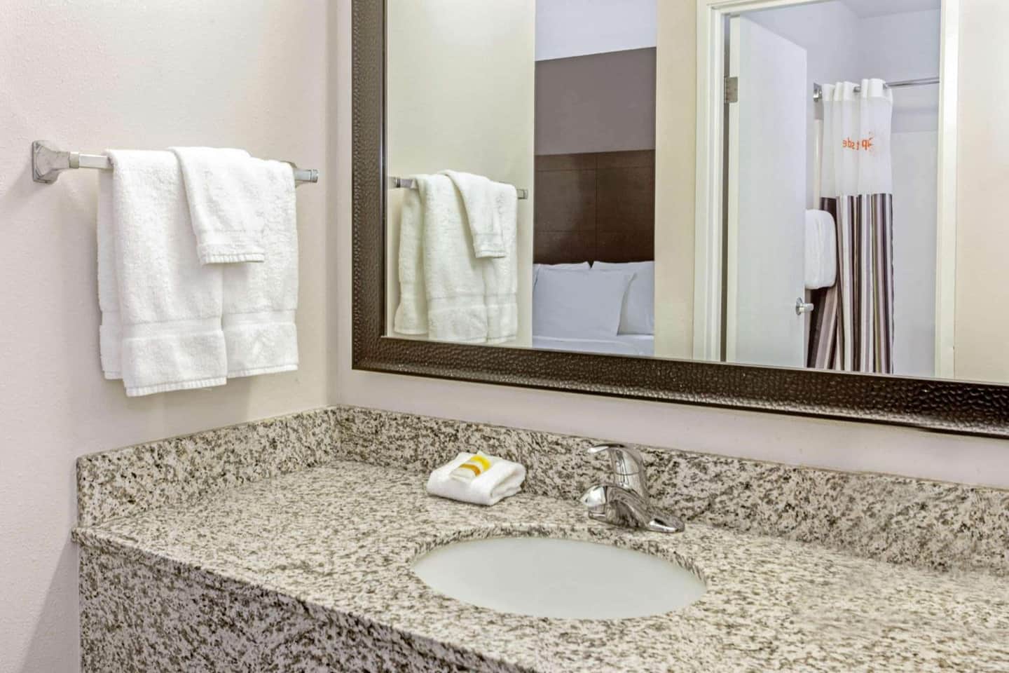 La Quinta Inn & Suites Delafield