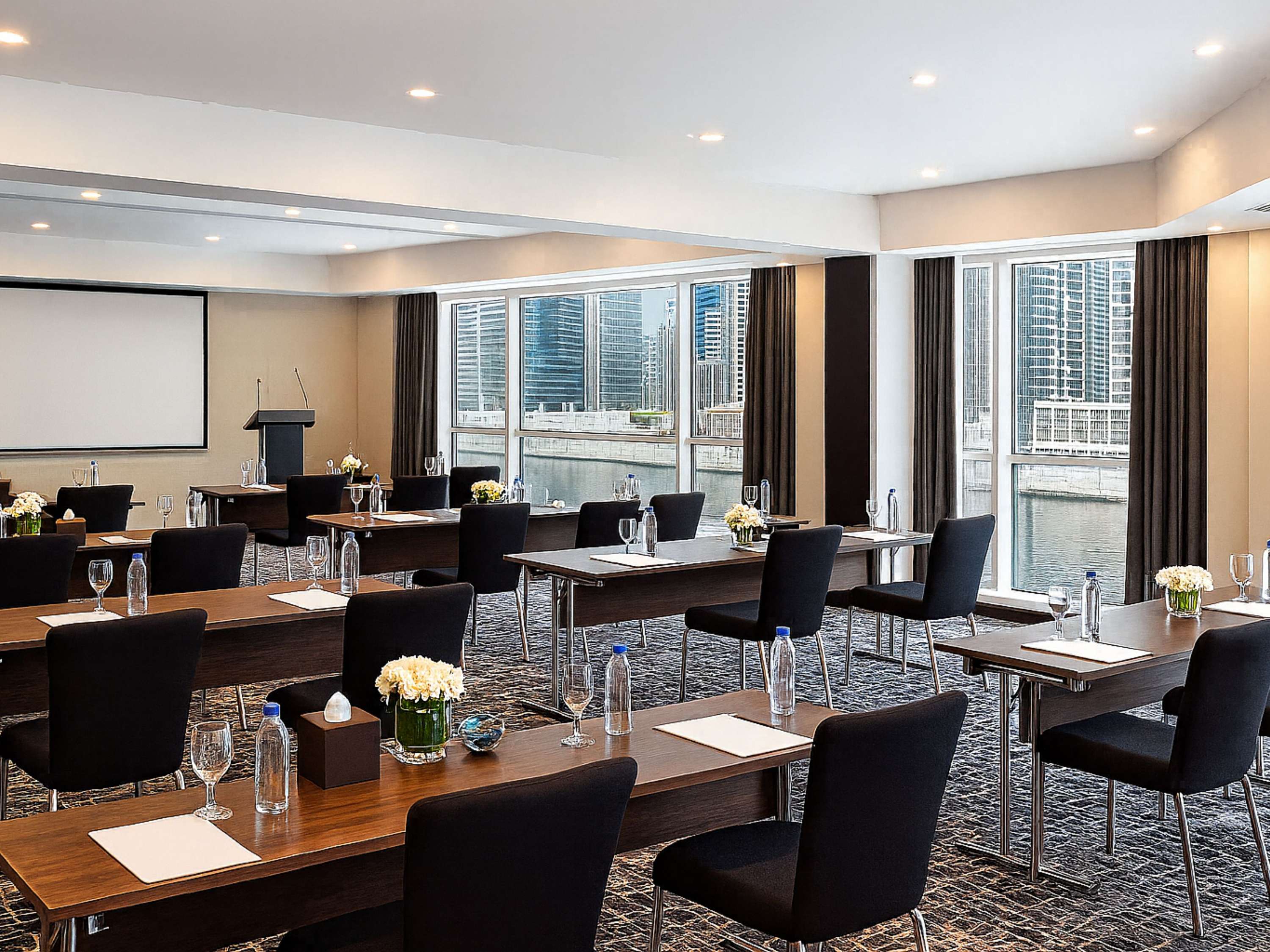 Grand Mercure Business Bay