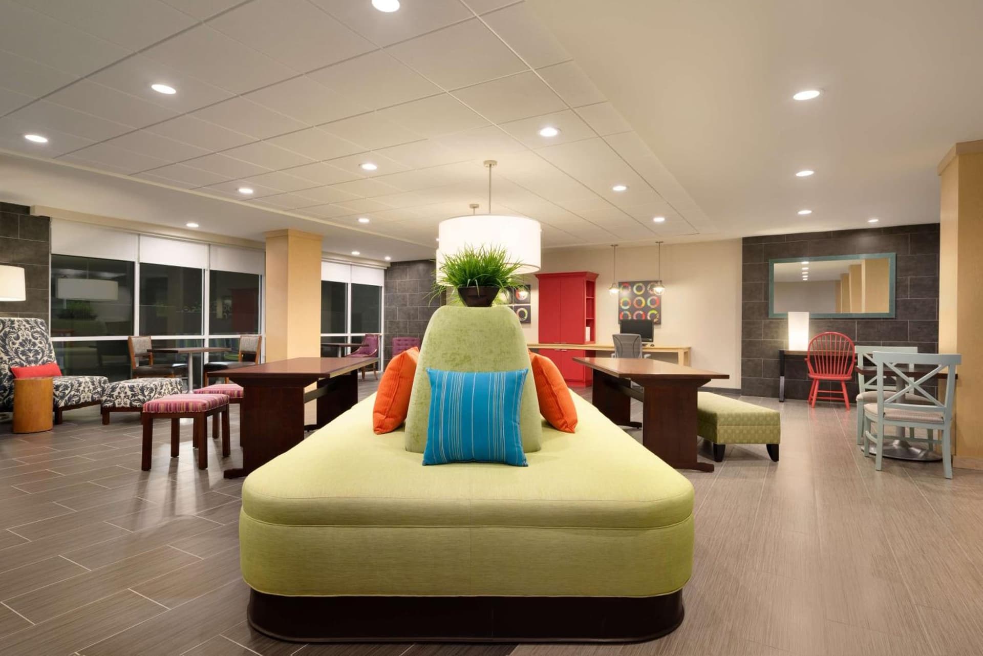 Home2 Suites by Hilton Baton Rouge