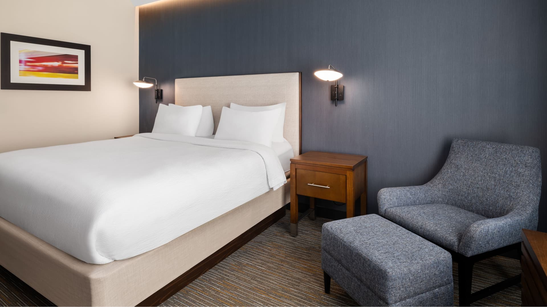 Courtyard by Marriott Seattle SeaTac Airport