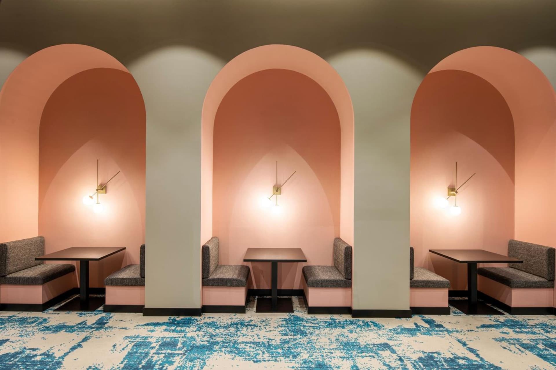 Renaissance Porto Lapa Hotel