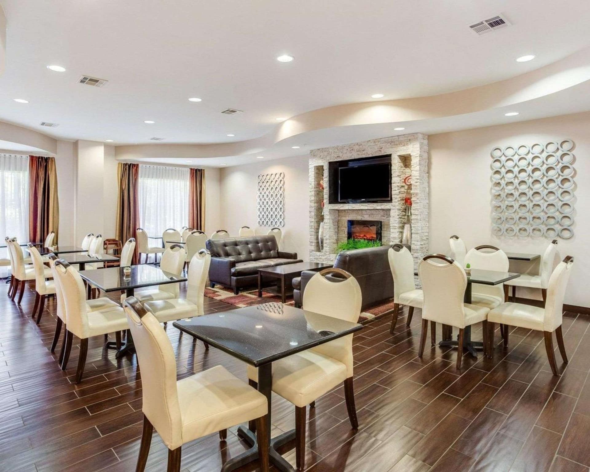 Comfort Suites Mandeville - Covington