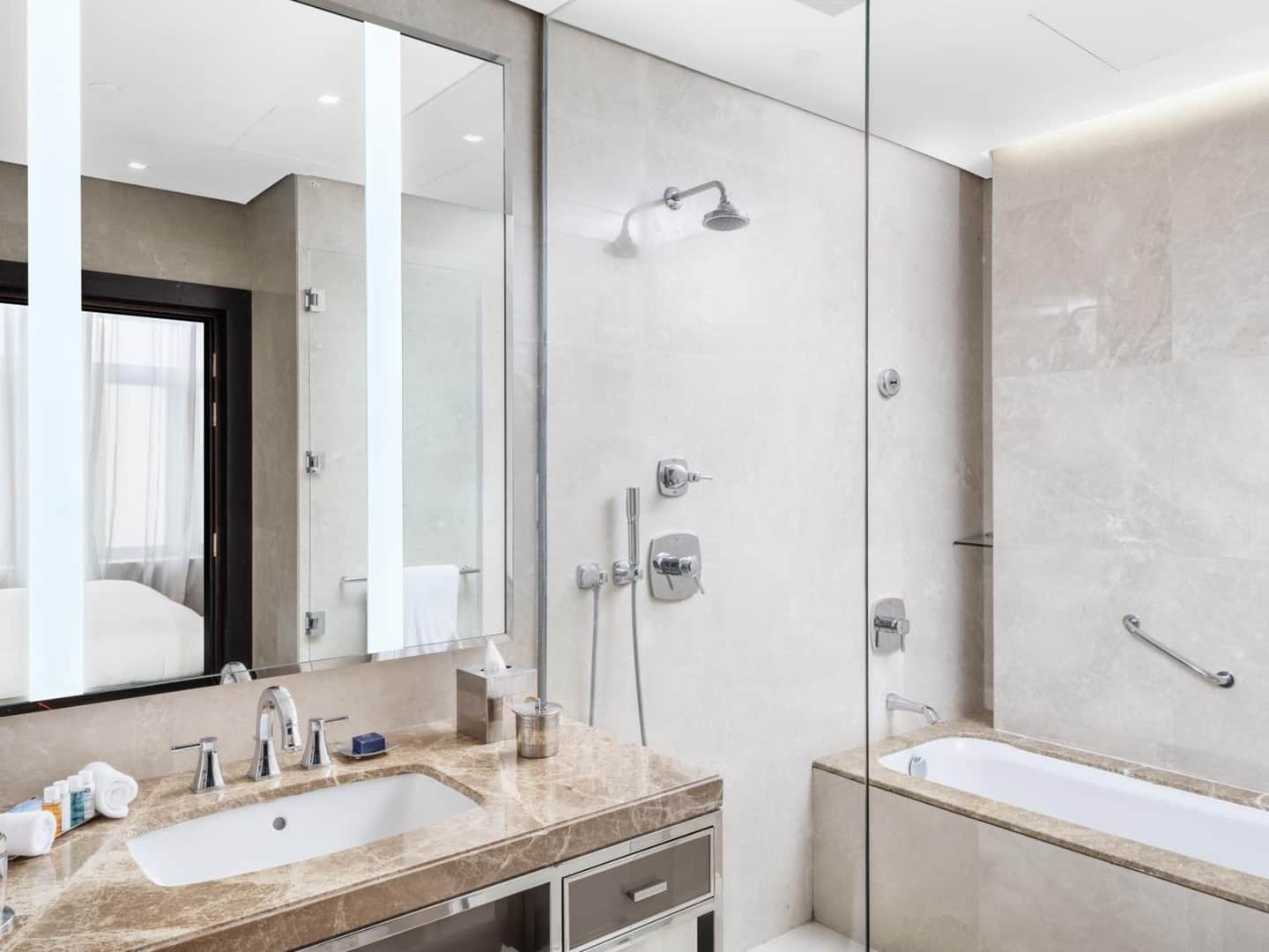 The Hotel Galleria Jeddah, Curio Collection by Hilton
