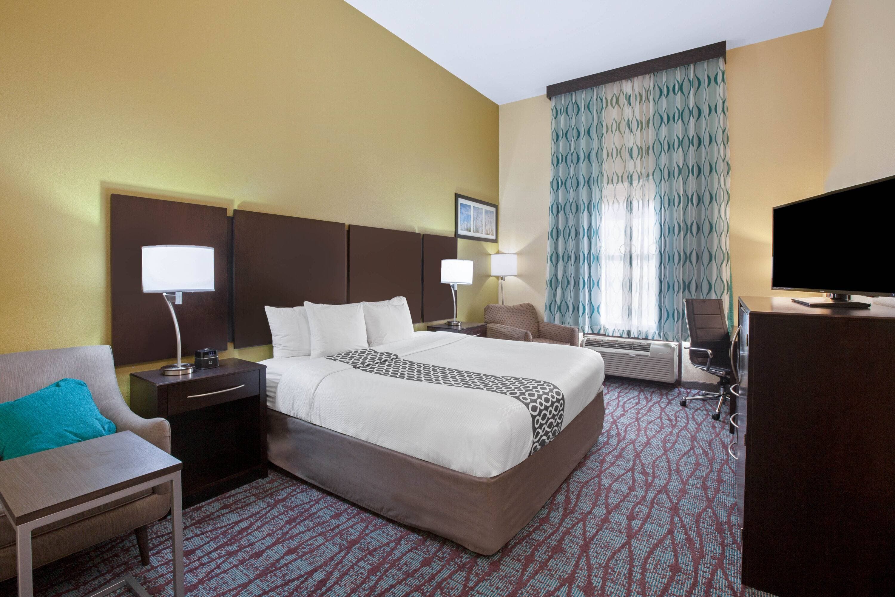 La Quinta Inn & Suites By Wyndham Houston Pasadena North