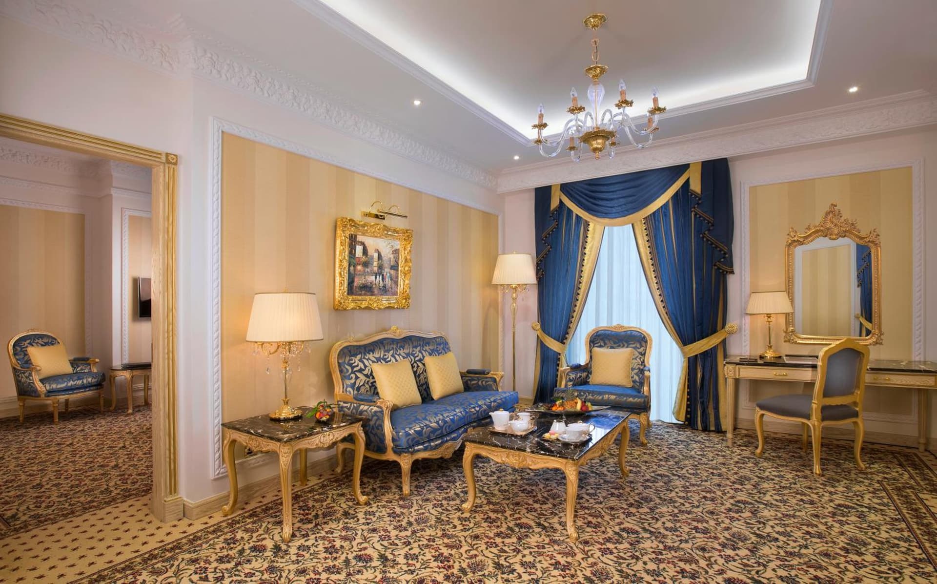 Royal Rose Hotel Abu Dhabi, Curio Collection by Hilton