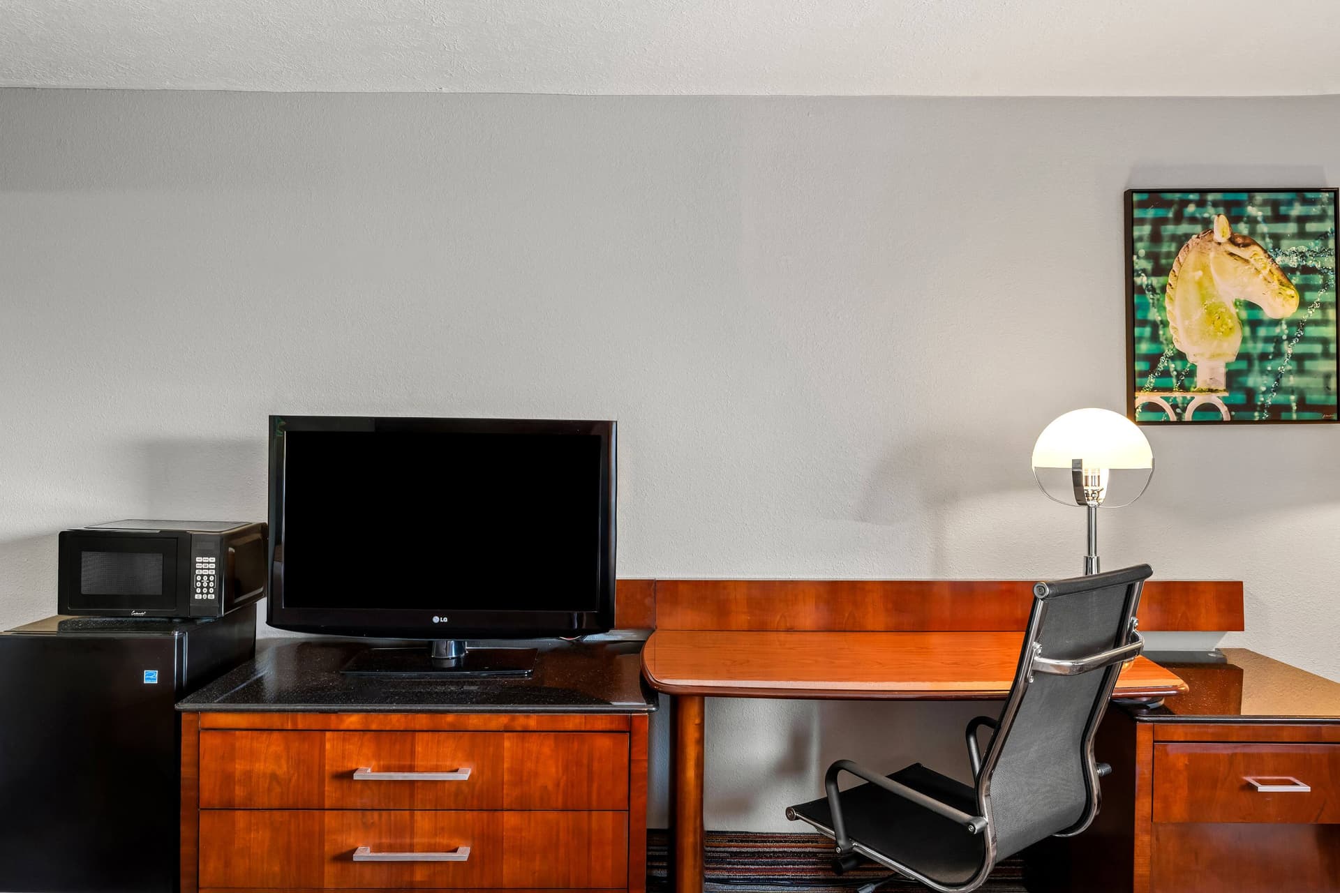 Travelodge by Wyndham Bloomington