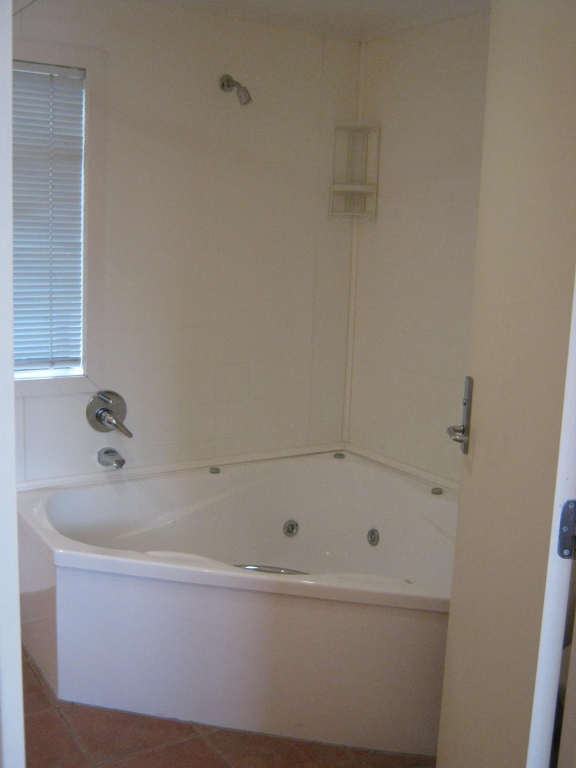 Albany Executive Motor Inn