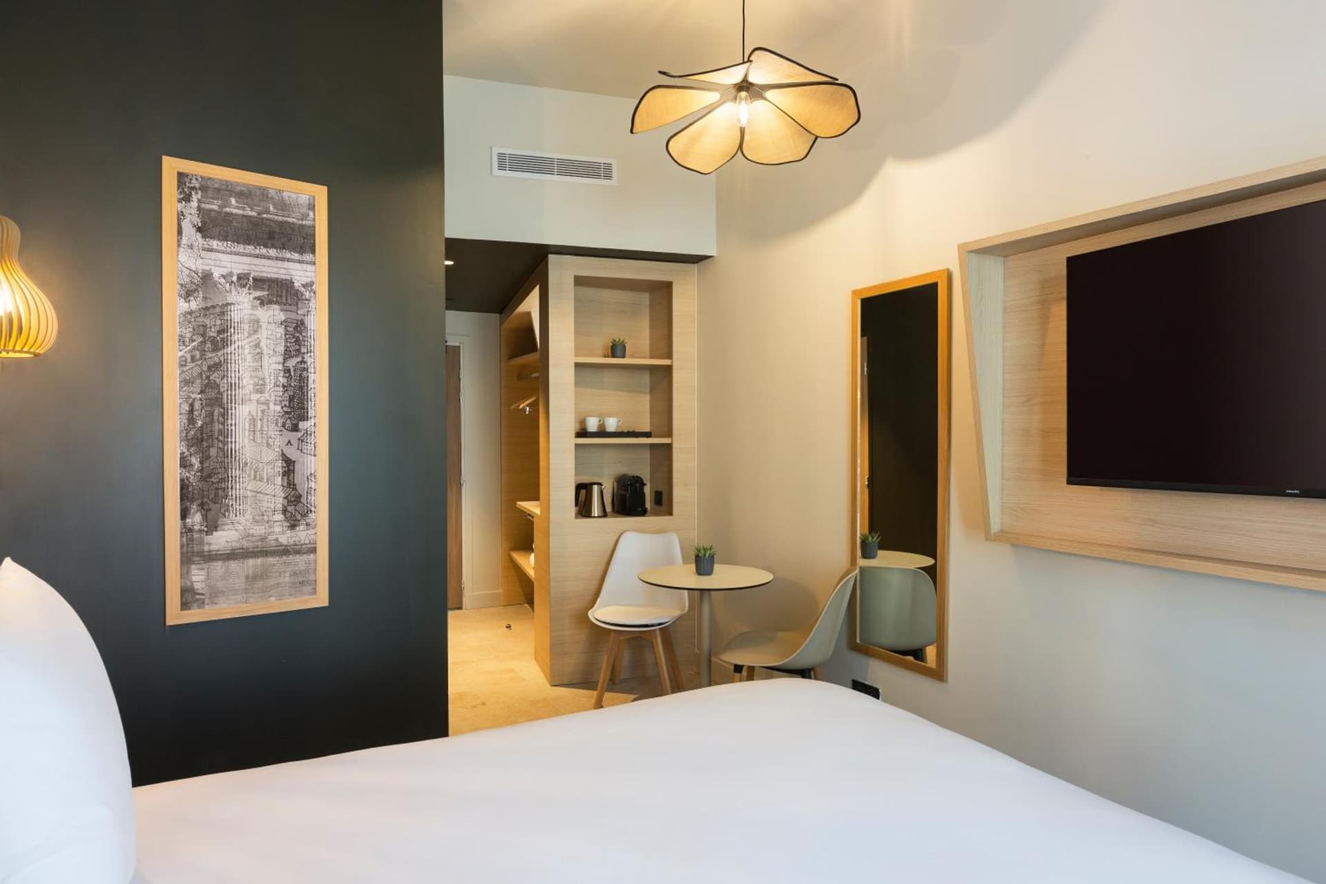 Mercure Nîmes Centre Arènes