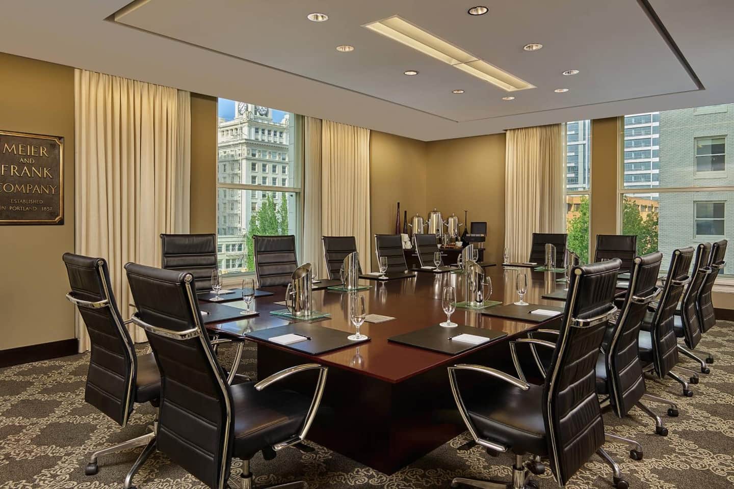 The Nines, a Luxury Collection Hotel, Portland