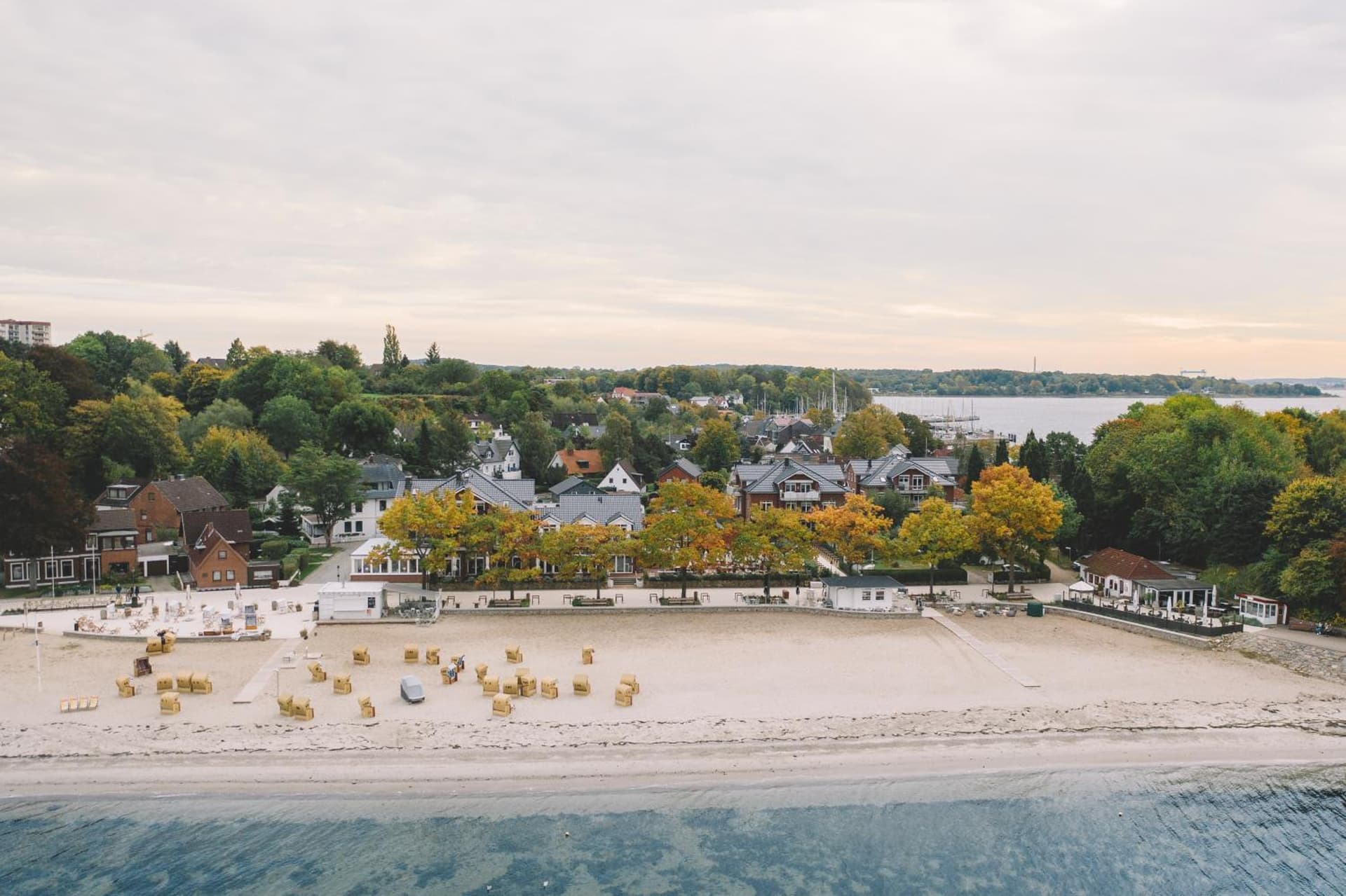 Heikendorf Ostseebad Strandhotel mit Sauna by Belvilla