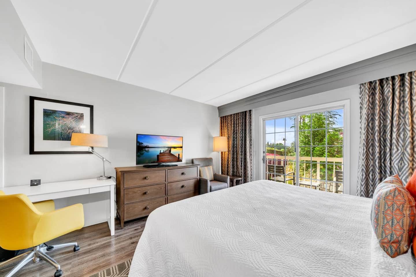 Hotel Indigo Atlanta-Vinings Ballpark Area by IHG