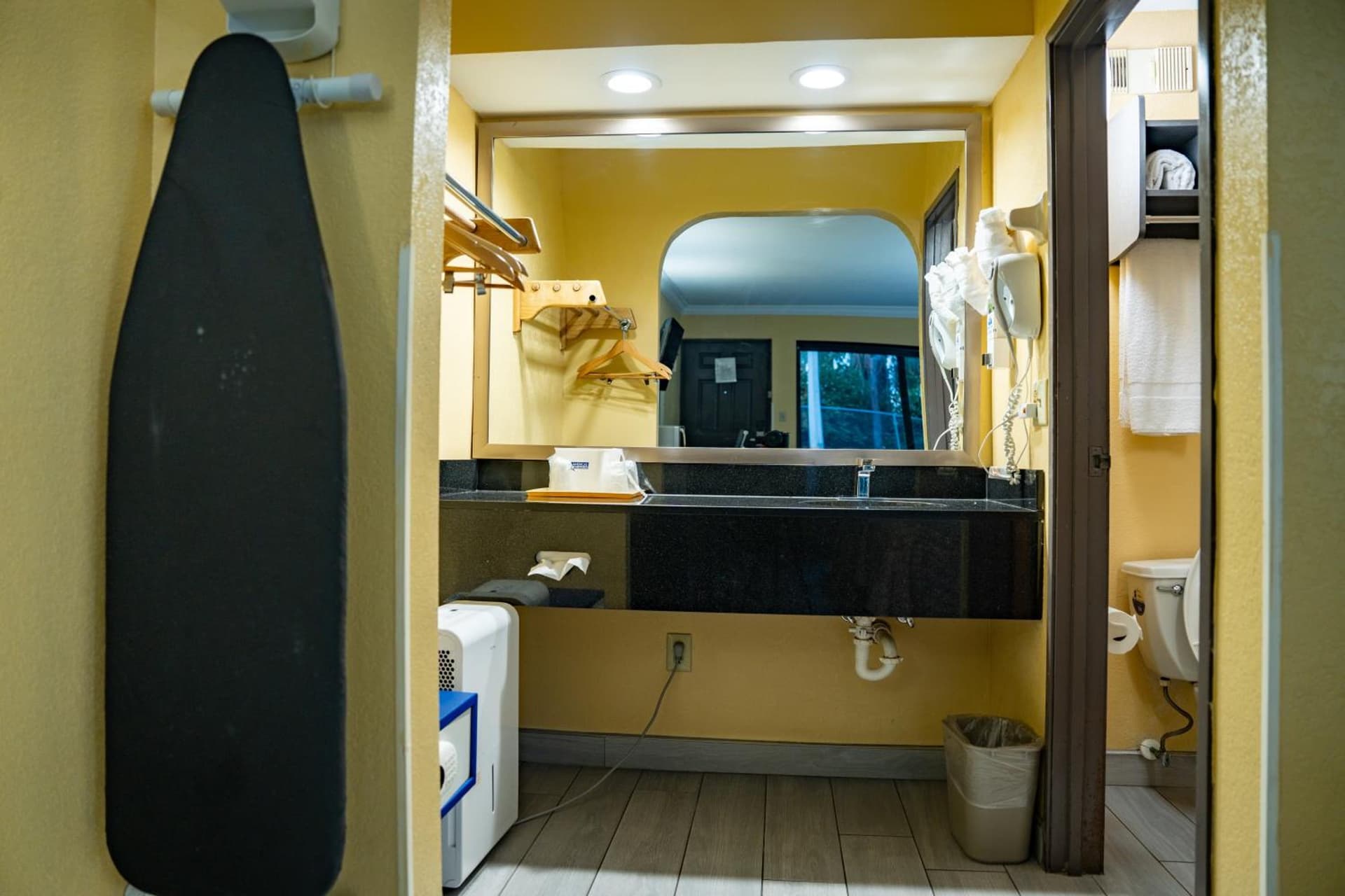 Americas Best Value Inn Fort Myers