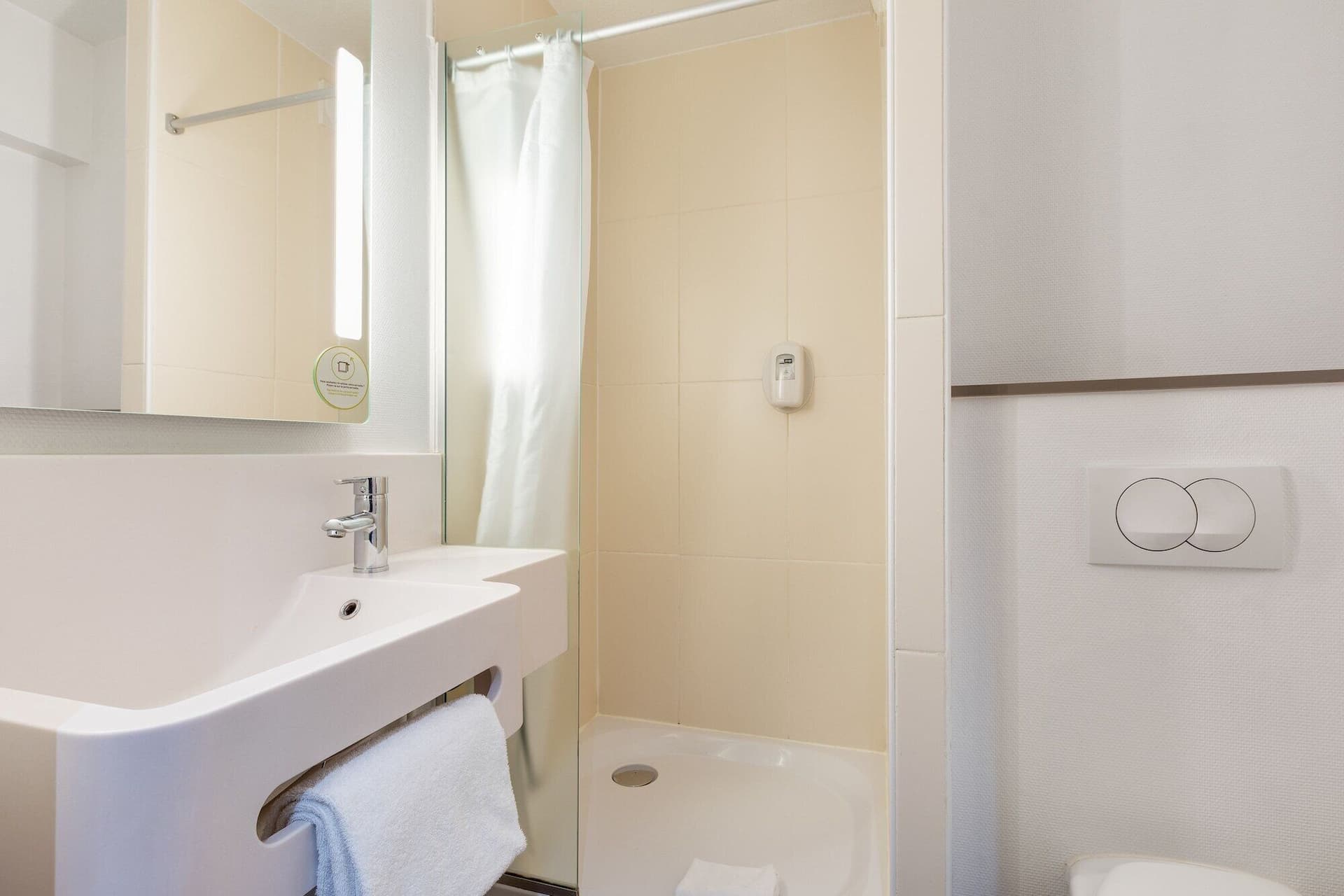B&B Hôtel Lille Centre Grand Palais