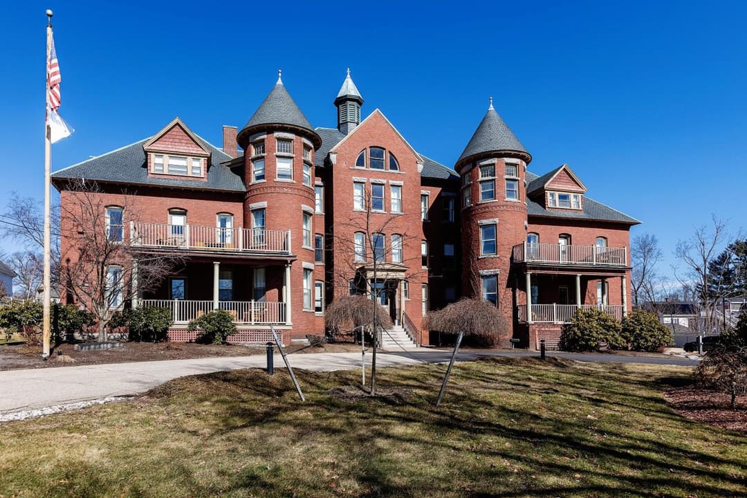 The Centennial Hotel