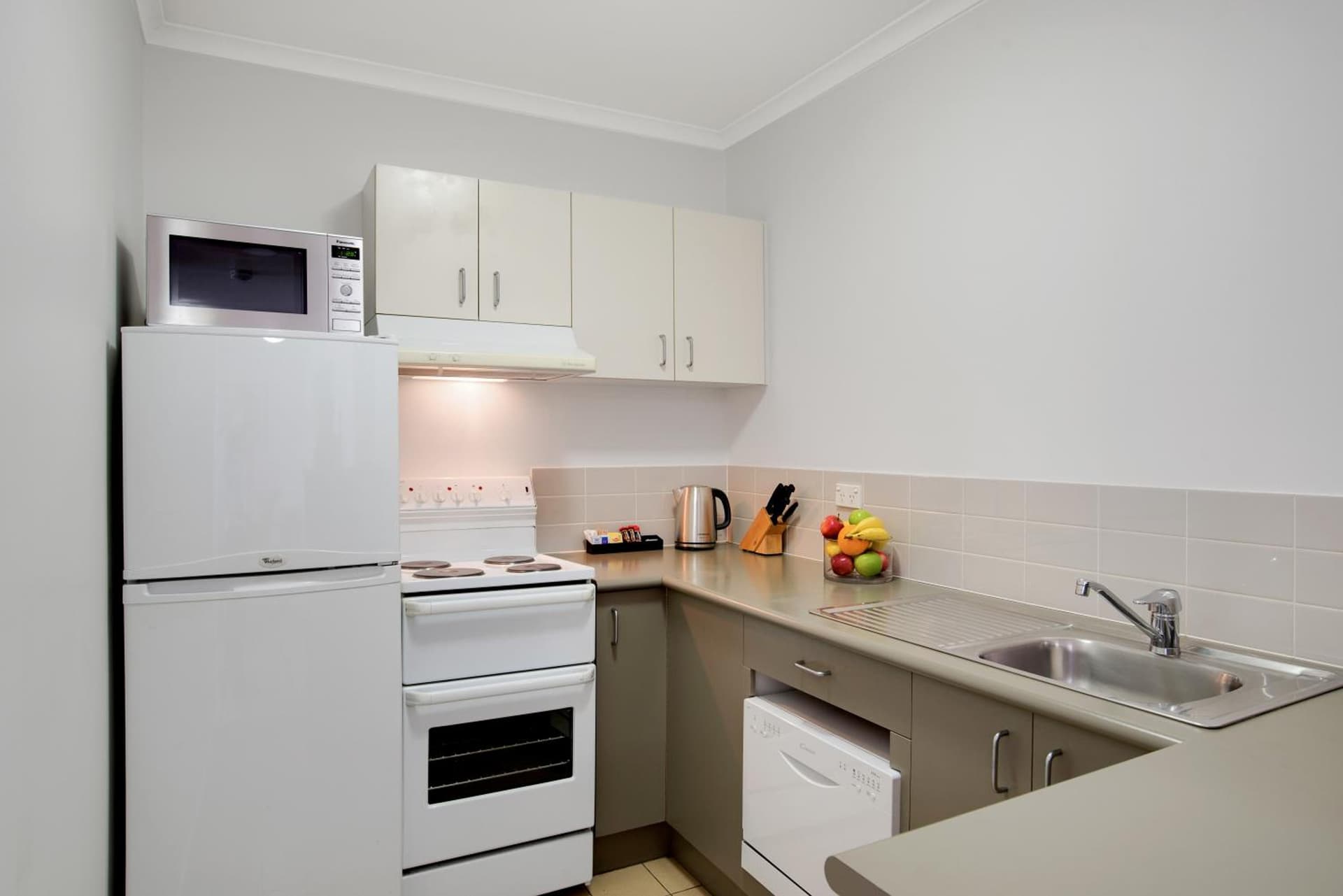 MainStay Suites Williamstown