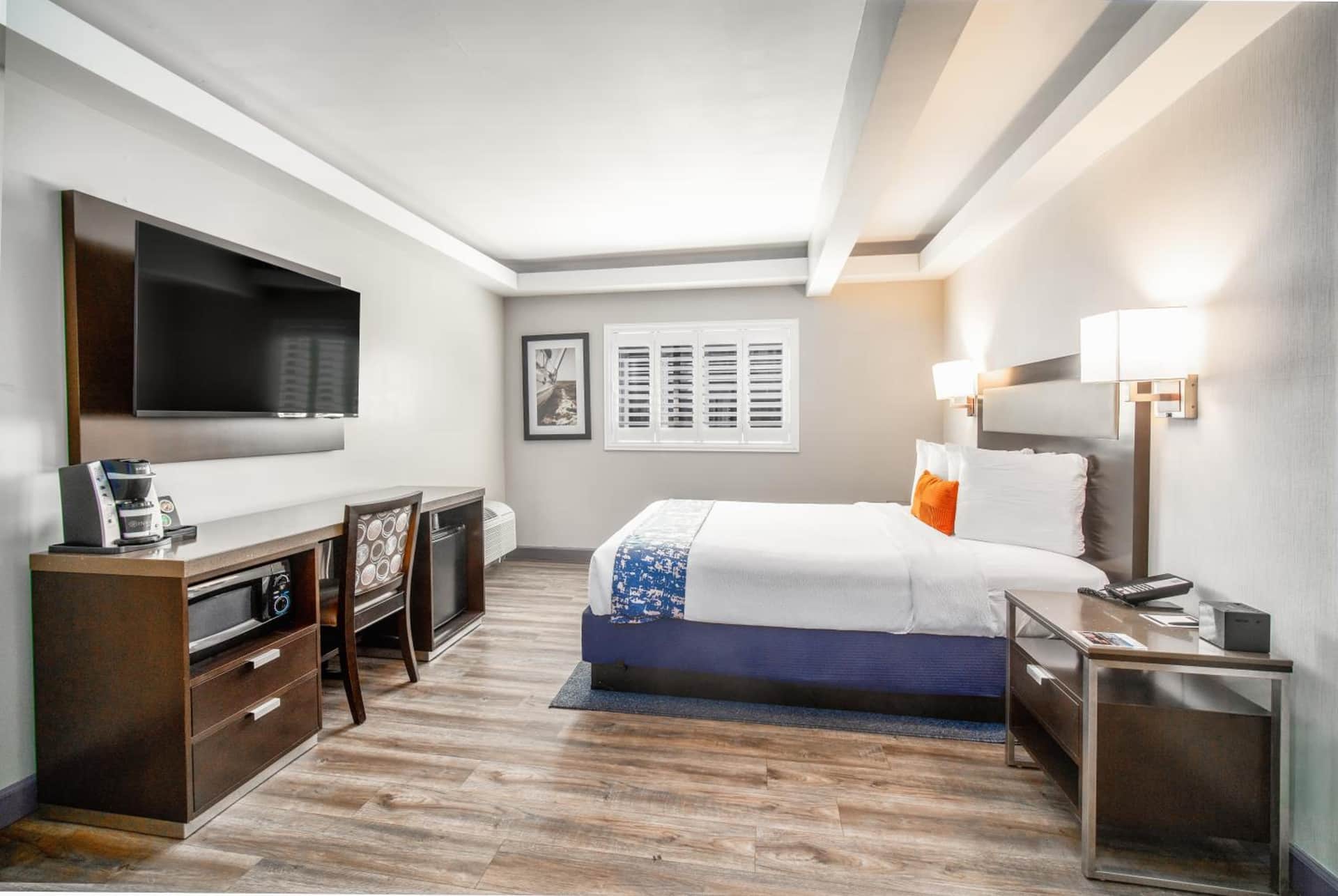 Inn at 50 - Long Beach Convention Center