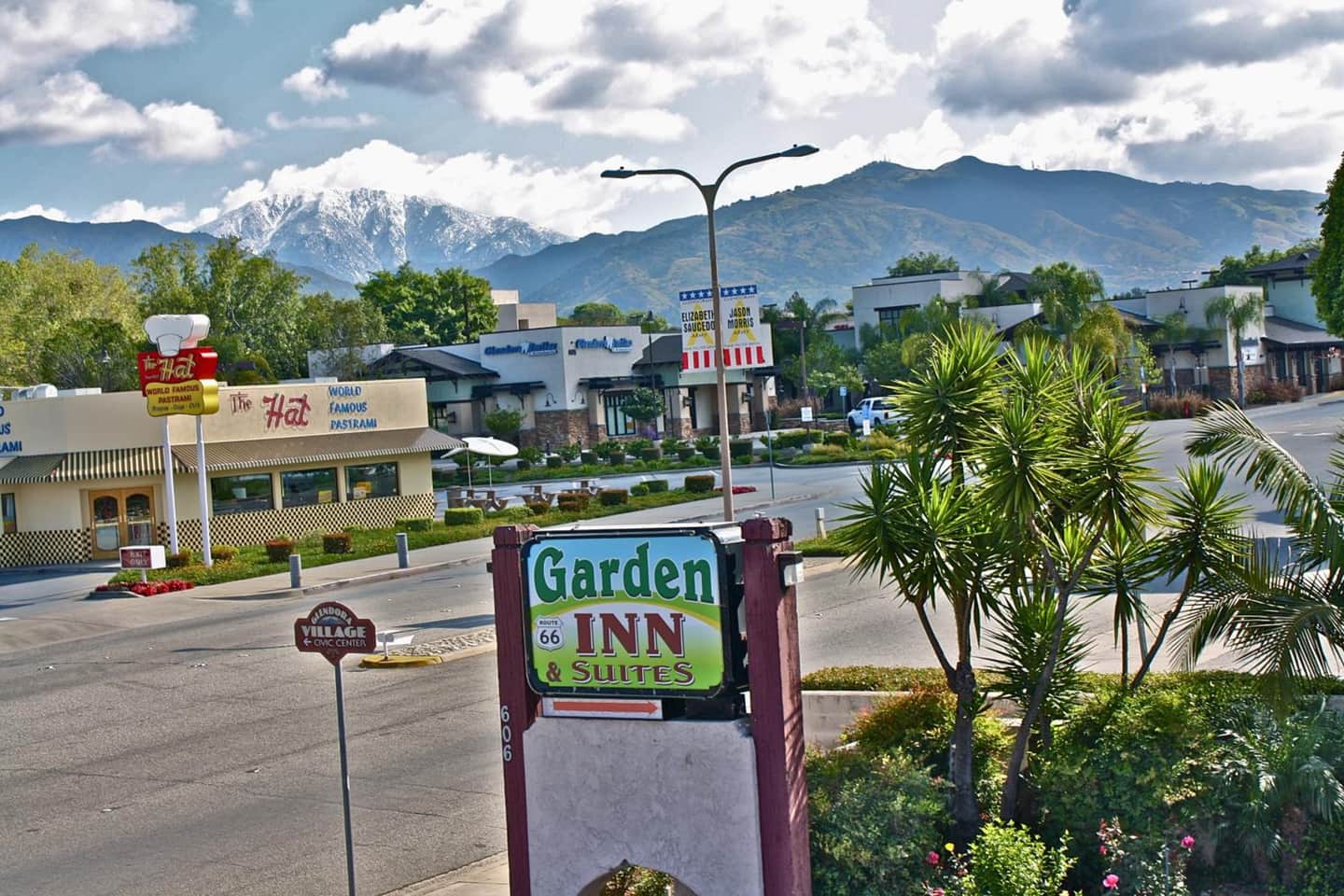 Garden Inn & Suites