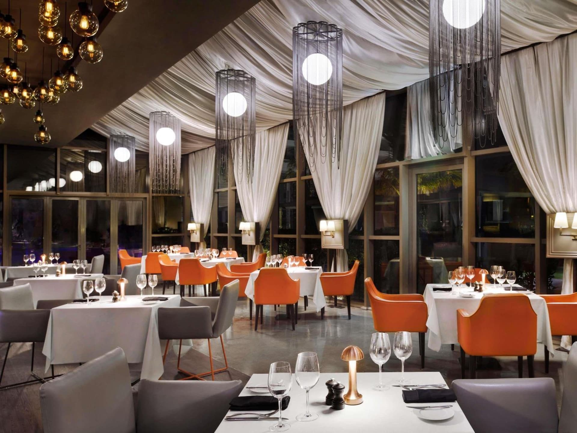 Mövenpick Hotel Jumeirah Beach