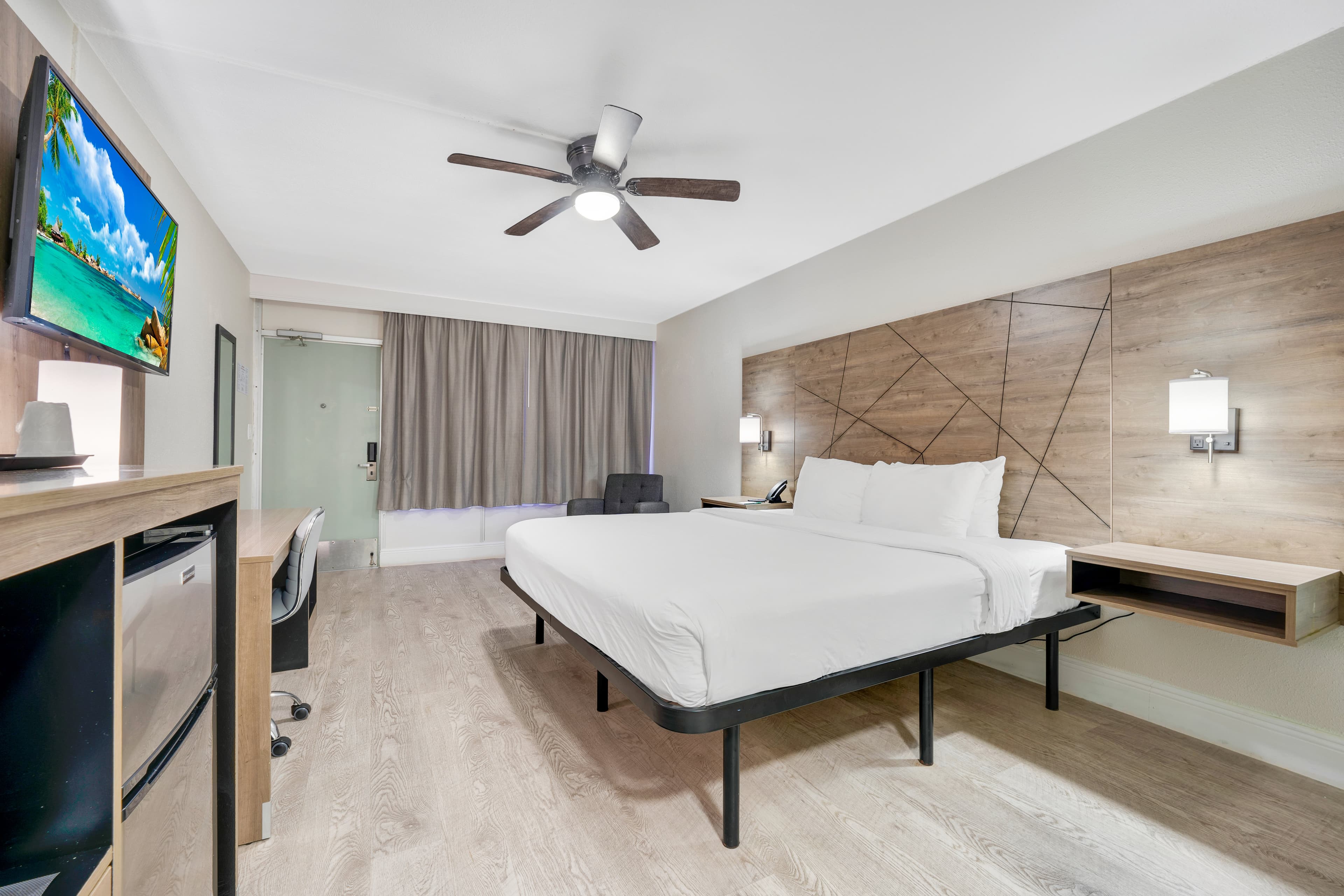 Quality Inn & Suites Hollywood Boulevard