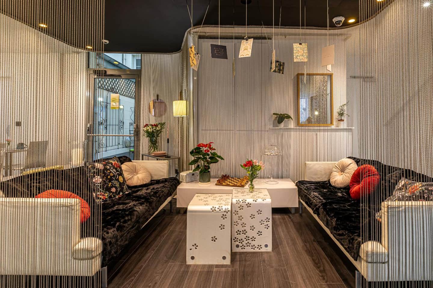 Hotel Glasgow Monceau by Patrick Hayat