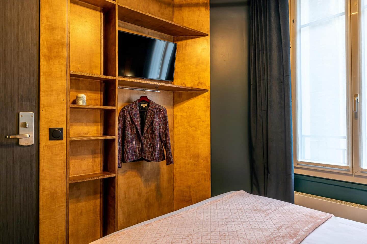 Hotel Glasgow Monceau by Patrick Hayat