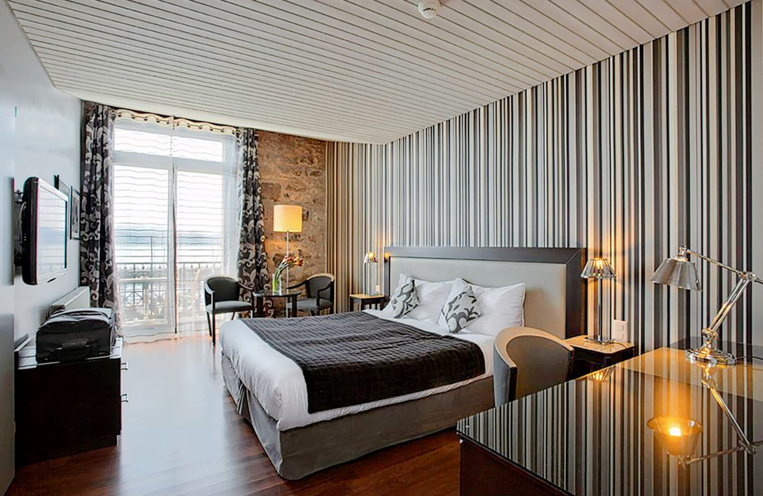 Lakeview Hôtel Le Rivage
