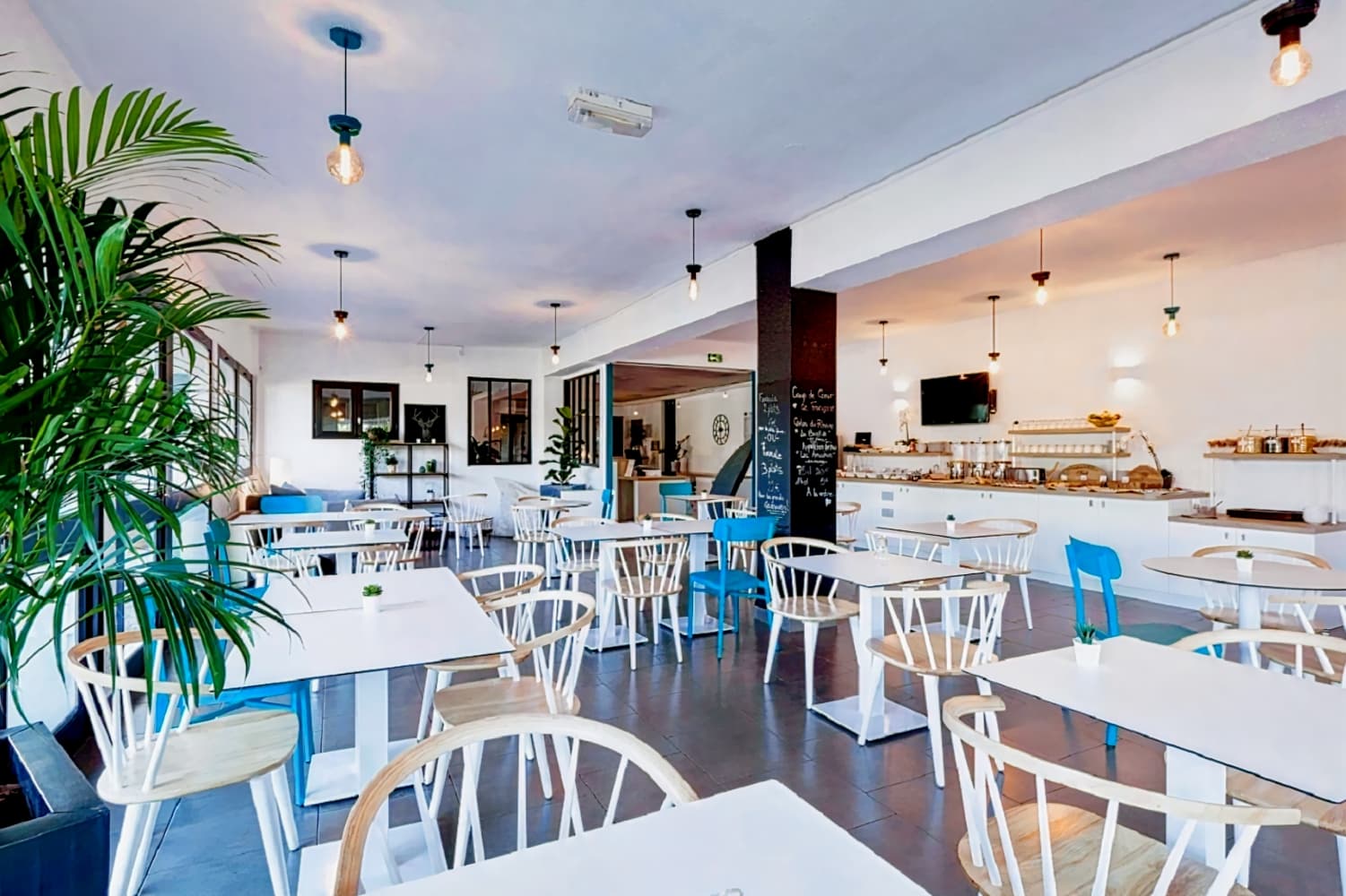 Kyriad Lyon Sud - Saint Genis Laval