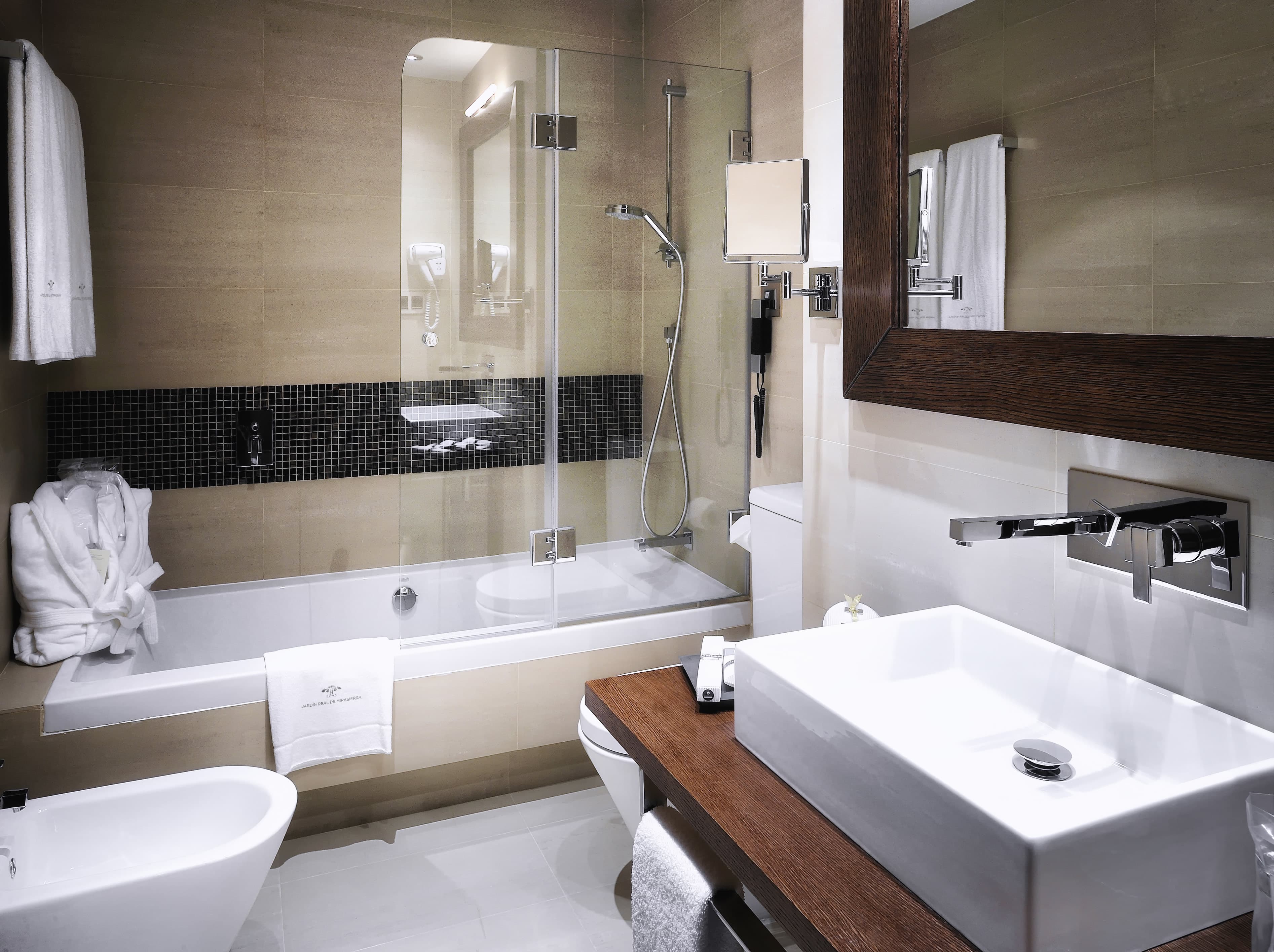 Hotel Jardín Real de Mirasierra