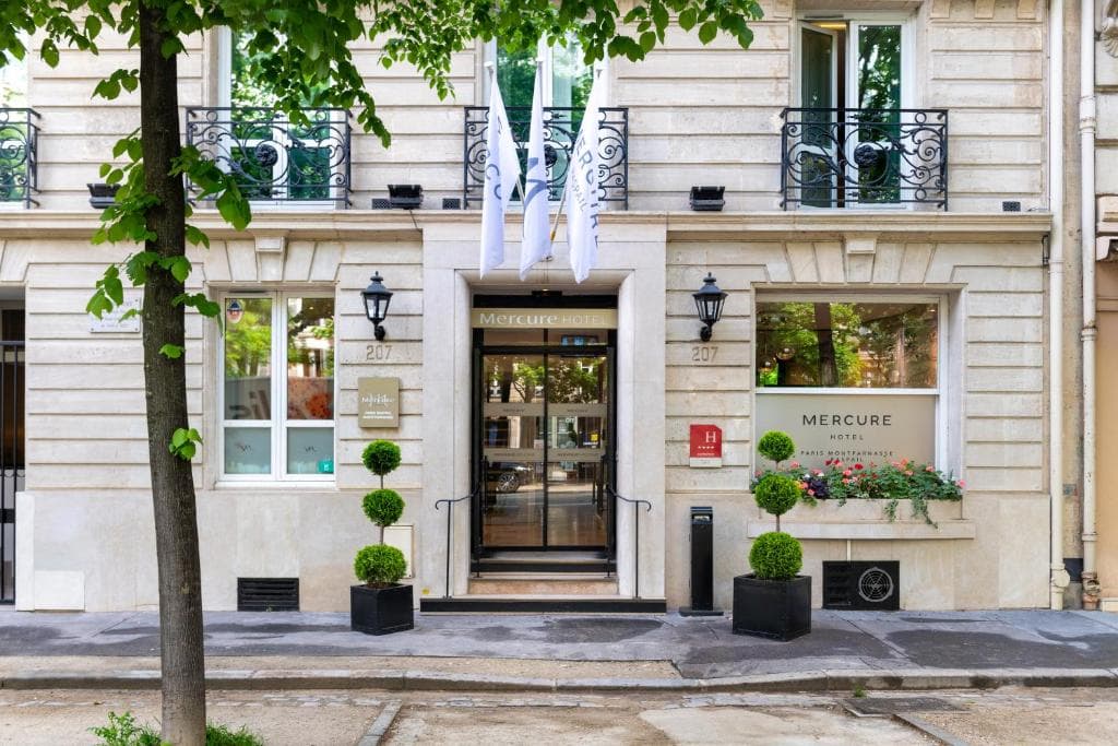 Mercure Paris Montparnasse Raspail Hotel