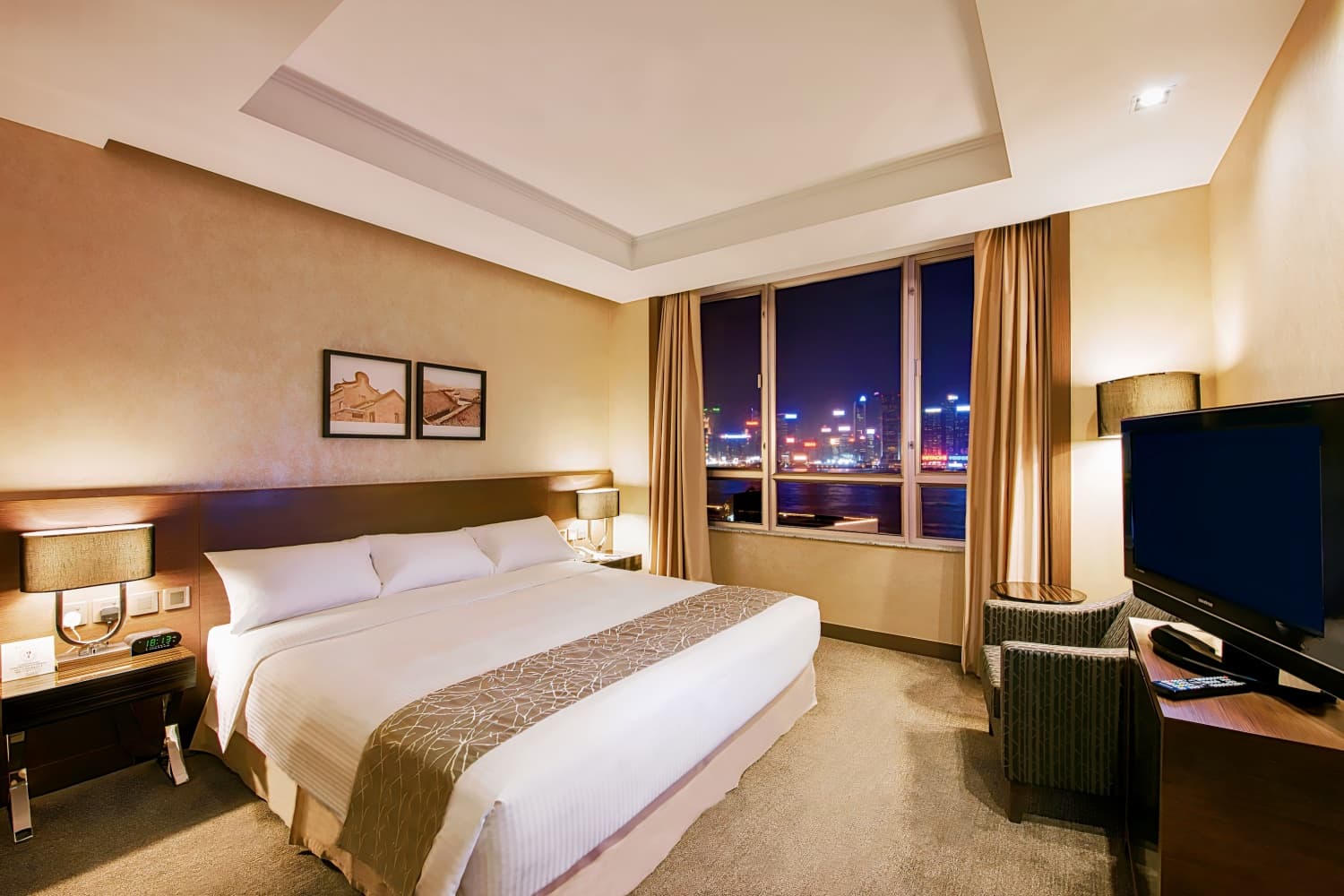 The Salisbury – YMCA of Hong Kong