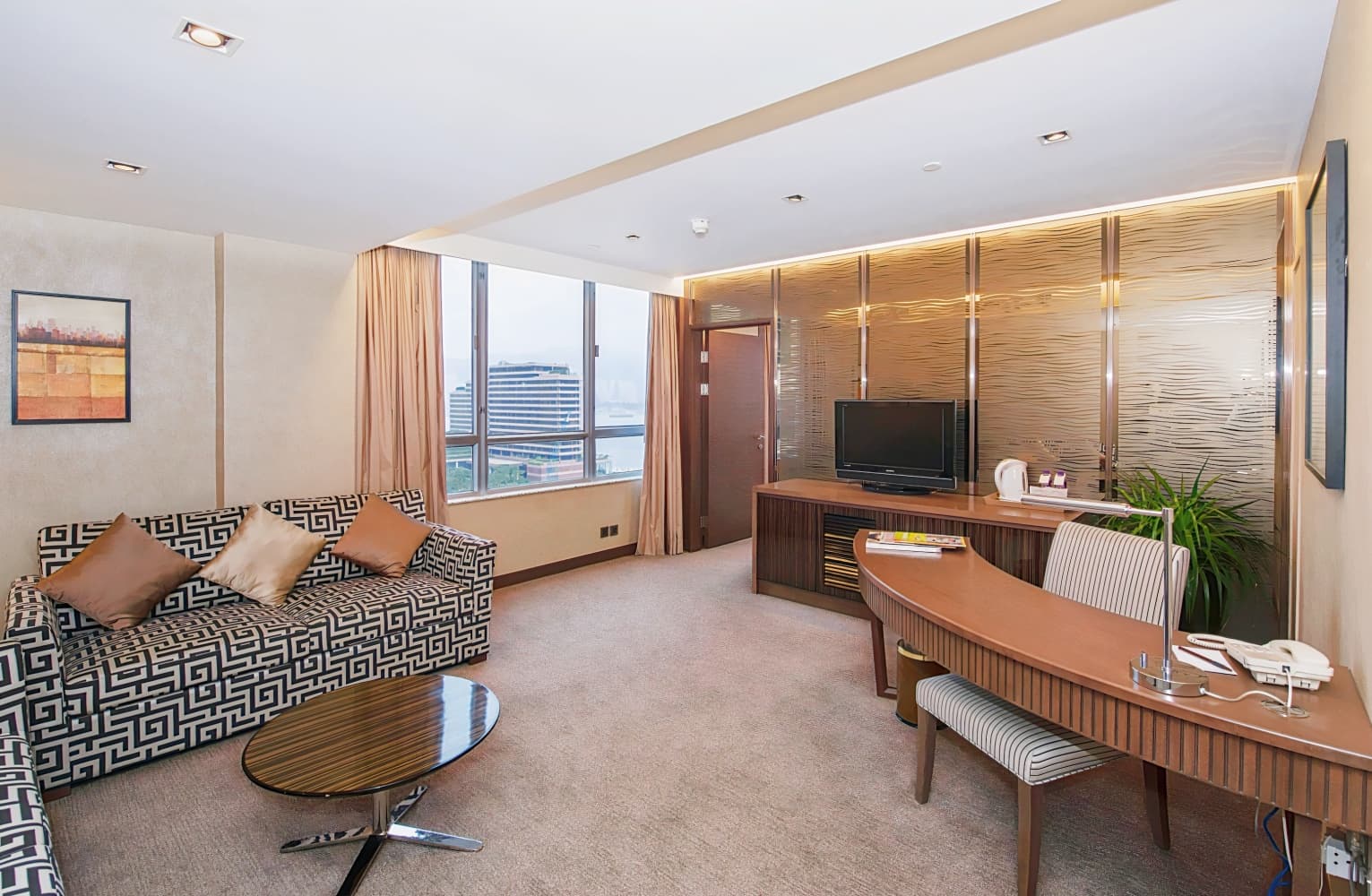 The Salisbury – YMCA of Hong Kong