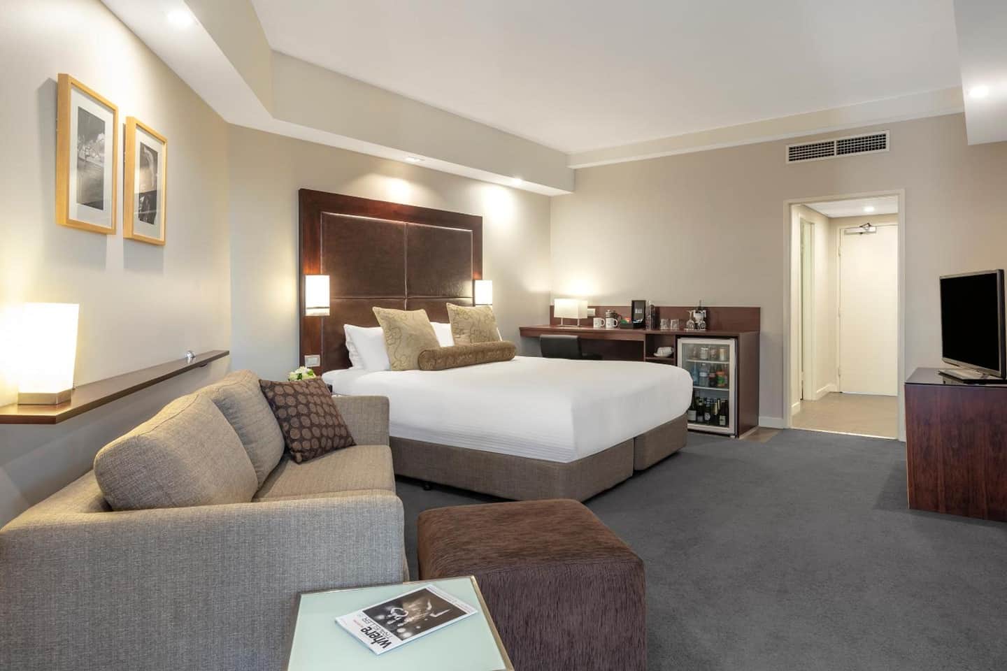 Amora Herencia Riverwalk Melbourne